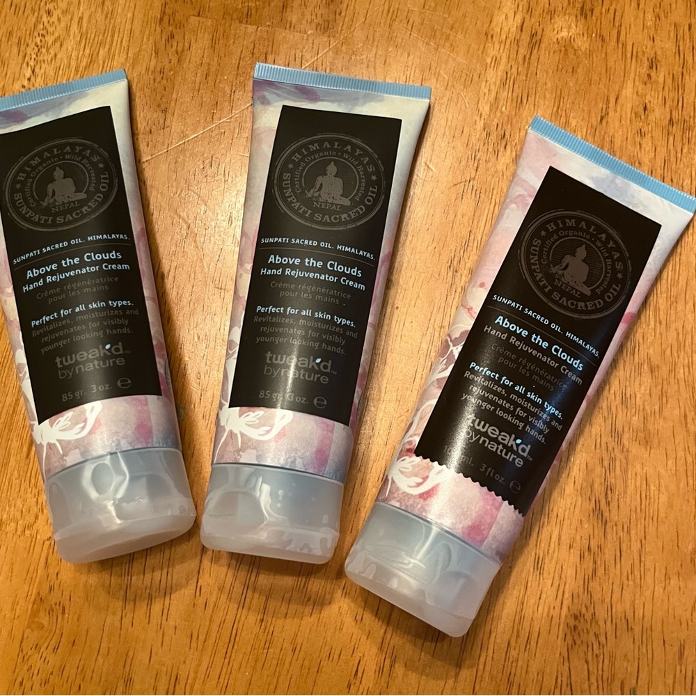 Above the Clouds Hand Rejuvenator Cream - Blue